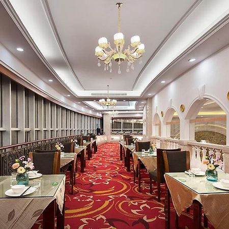 Vienna International Hotel Fenghua Zhongshan Road Екстер'єр фото