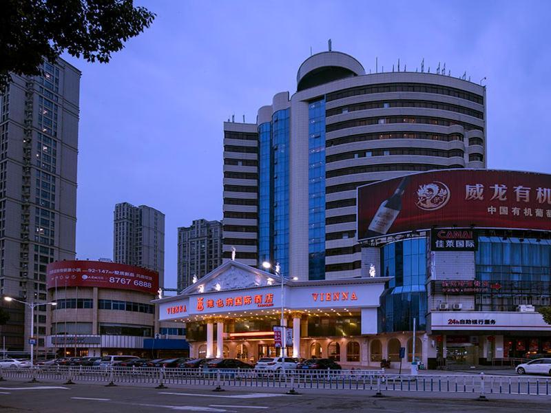 Vienna International Hotel Fenghua Zhongshan Road Екстер'єр фото