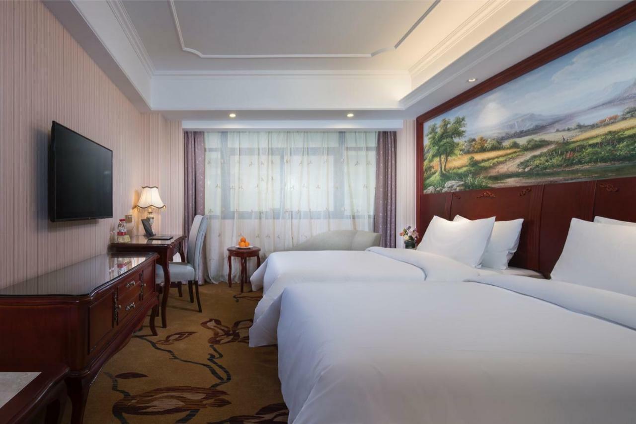 Vienna International Hotel Fenghua Zhongshan Road Екстер'єр фото